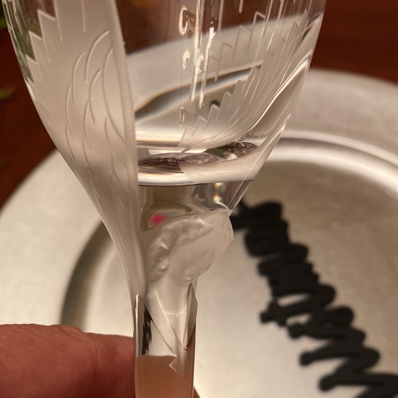 Crystal Angel Champagne Flutes by Lalique - Picture 1 of 6
